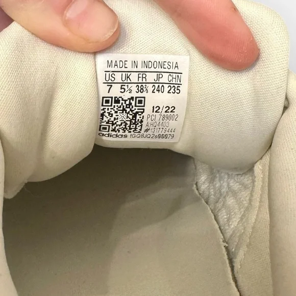 ADIDAS Superstar Shoes in Off White /Better Scarlet /Solar Red, Size 7 - Picture 15 of 16